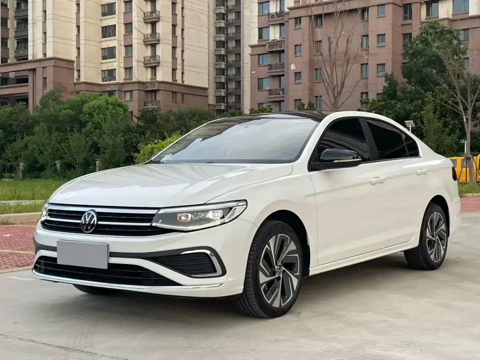 Volkswagen Bora 200TSI DSG Joy Ride PRO Edition 2025