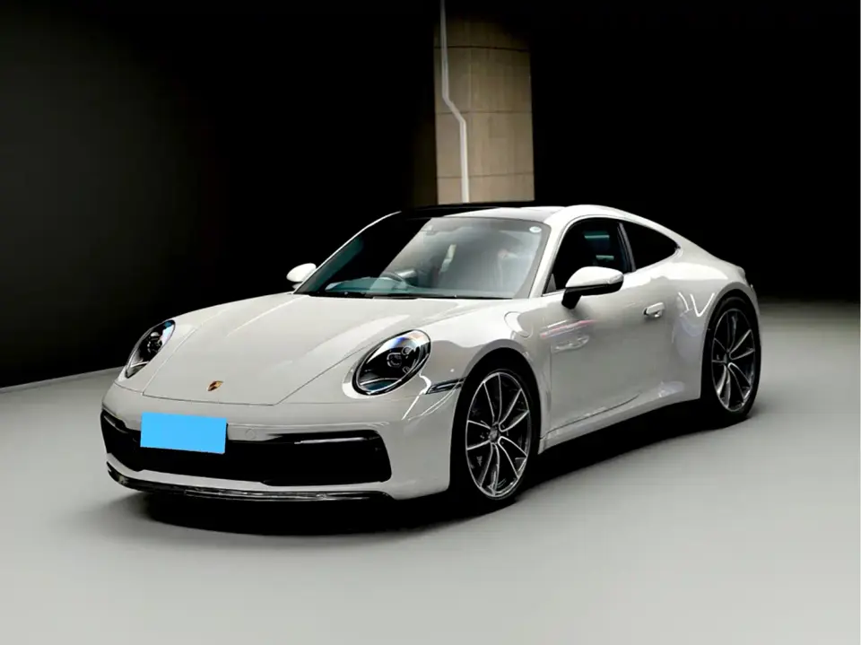 Porsche 911 Carrera 3.0T 2024