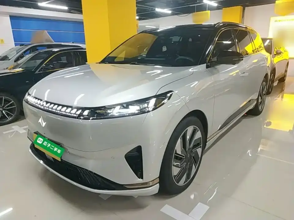 Dongfeng Yipai eπ008 210Max Range Extender 6-Seater 2025