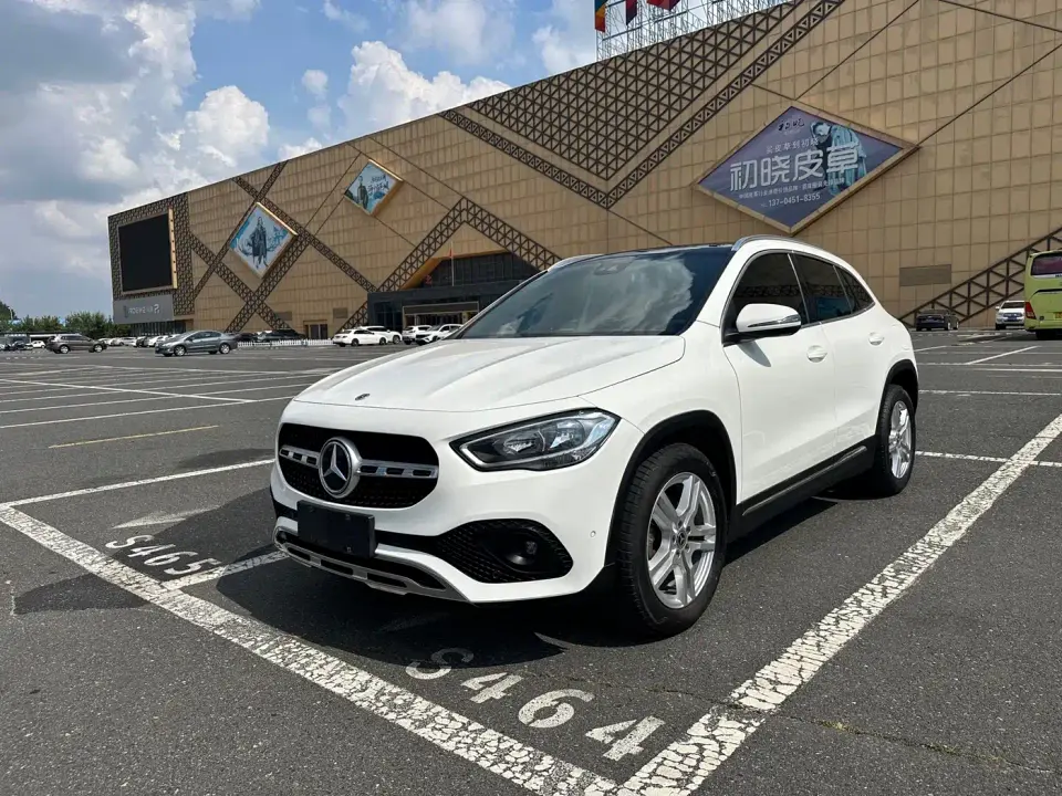 Mercedes-Benz GLA-Class Facelift GLA 180 2022