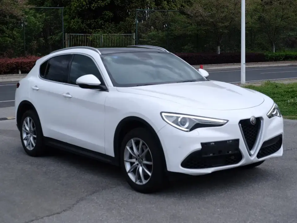 Alfa Romeo Stelvio 2.0T 200HP Luxury Edition 2019