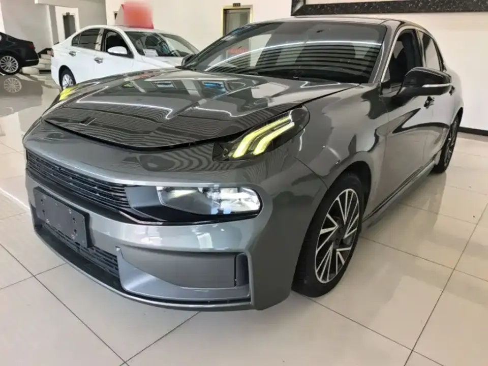 Lynk & Co 03 2.0TD DCT Power Plus 2021