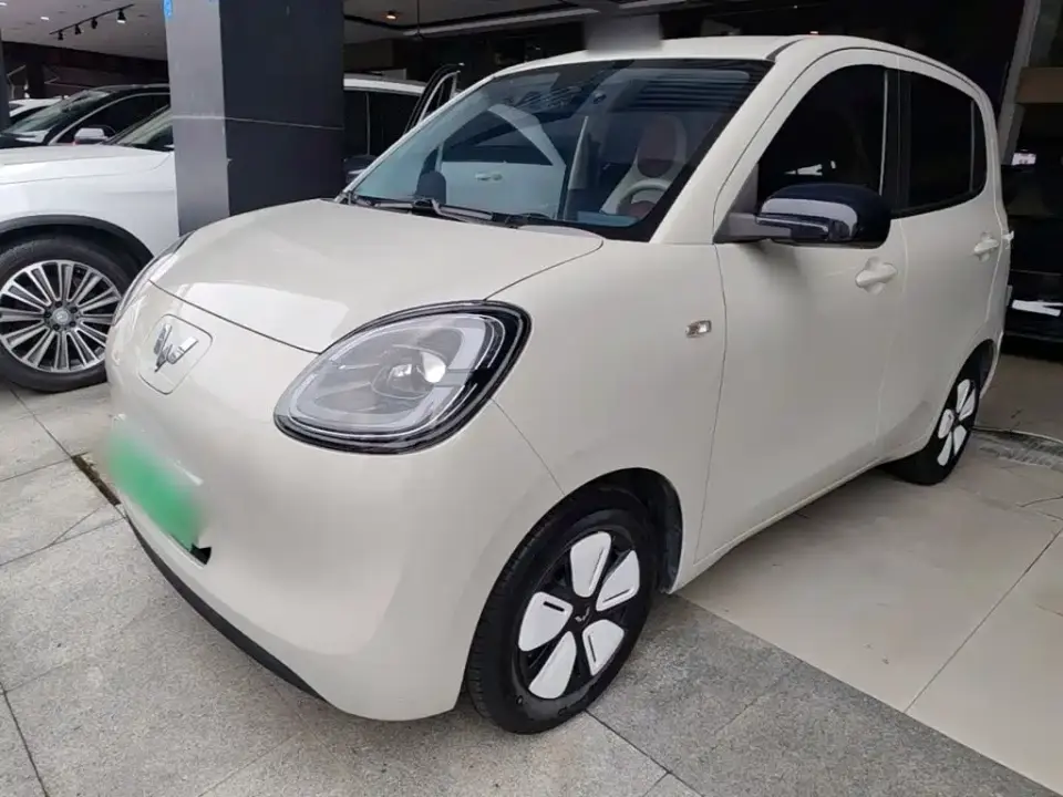 Wuling Motors Hongguang MINIEV 4-Door Advanced 2025