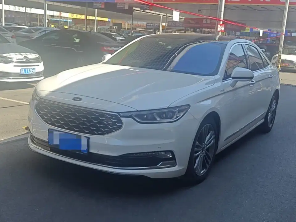 Ford Taurus EcoBoost 245 Vignale Ultimate Edition 2021