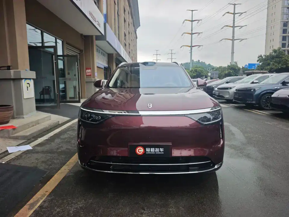 AITO Wenjie AITO M8 Model Extended Range Ultra Edition 53.4kWh 5-Seater 2025