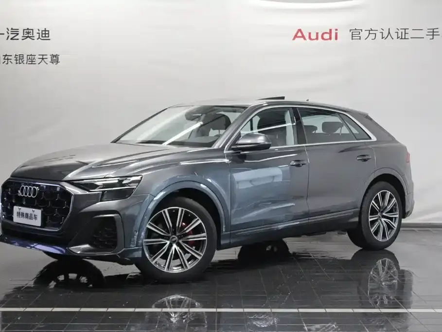 Audi Q8 45 TFSI Luxury Sport 2026