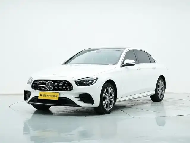 Mercedes-Benz E-Class Model Facelift III E 300 L Sport Fashion 2022