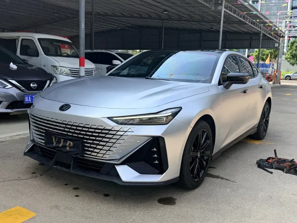 Changan UNI-V 1.5T Luxury Edition 2024