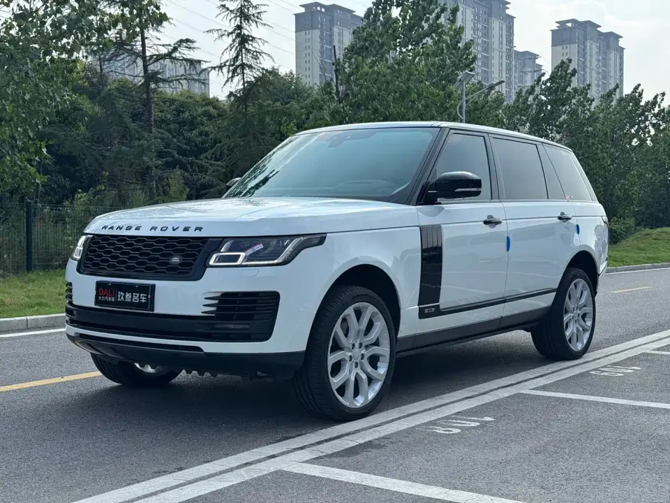 Land Rover Range Rover 3.0 L6 400PS Heritage Extended Classic Edition 2022