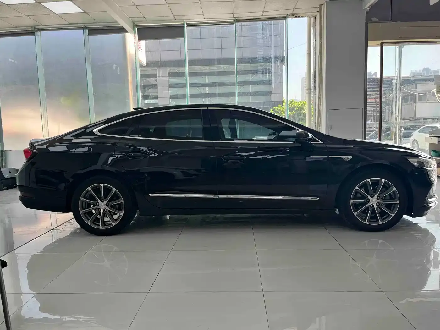 Buick LaCrosse 652T Luxury Edition 2021 — фото 13