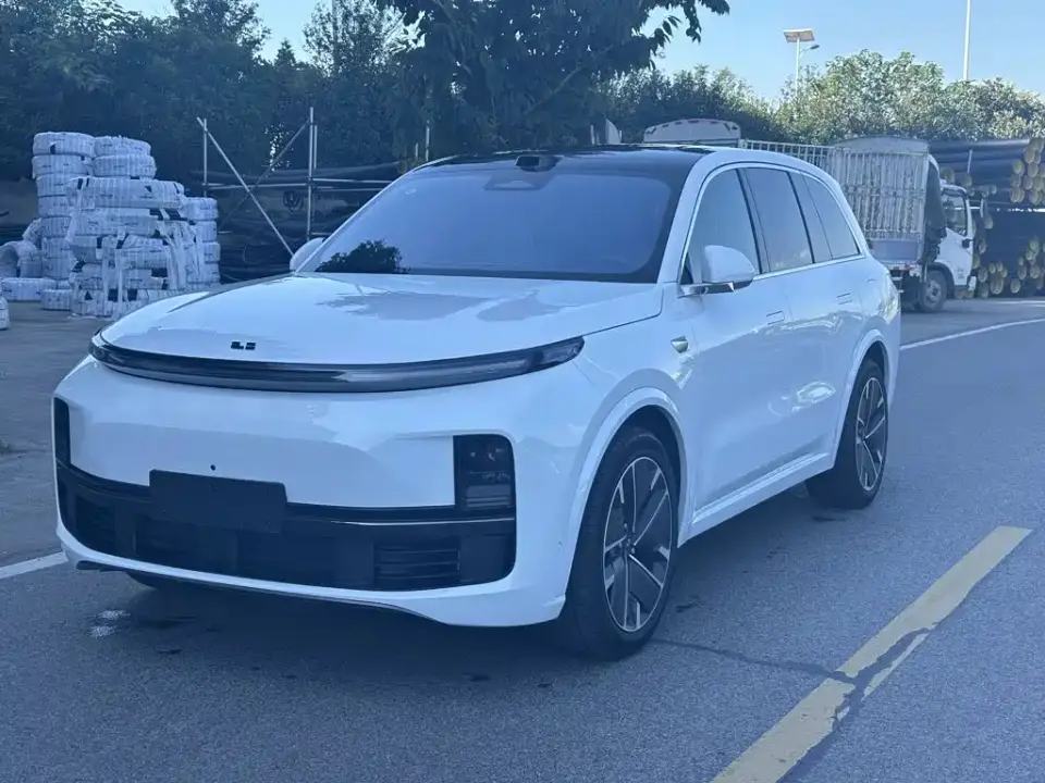 Li Auto Li L8 Max Smart Renewal Edition 2025
