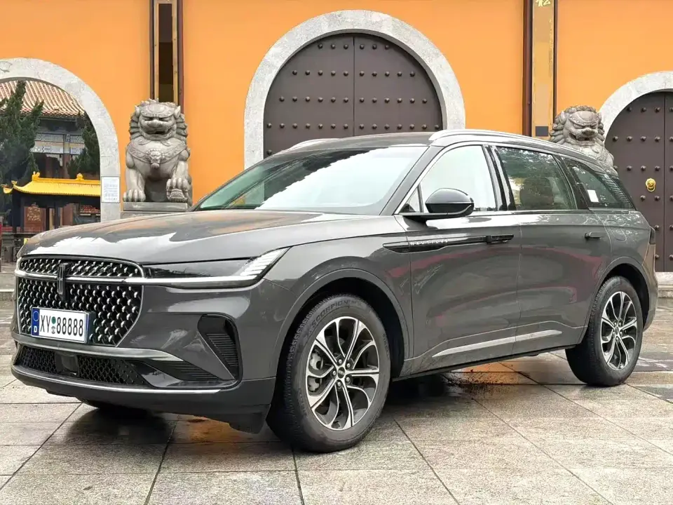Lincoln Nautilus 2.0T AWD Zunyi Edition 2025