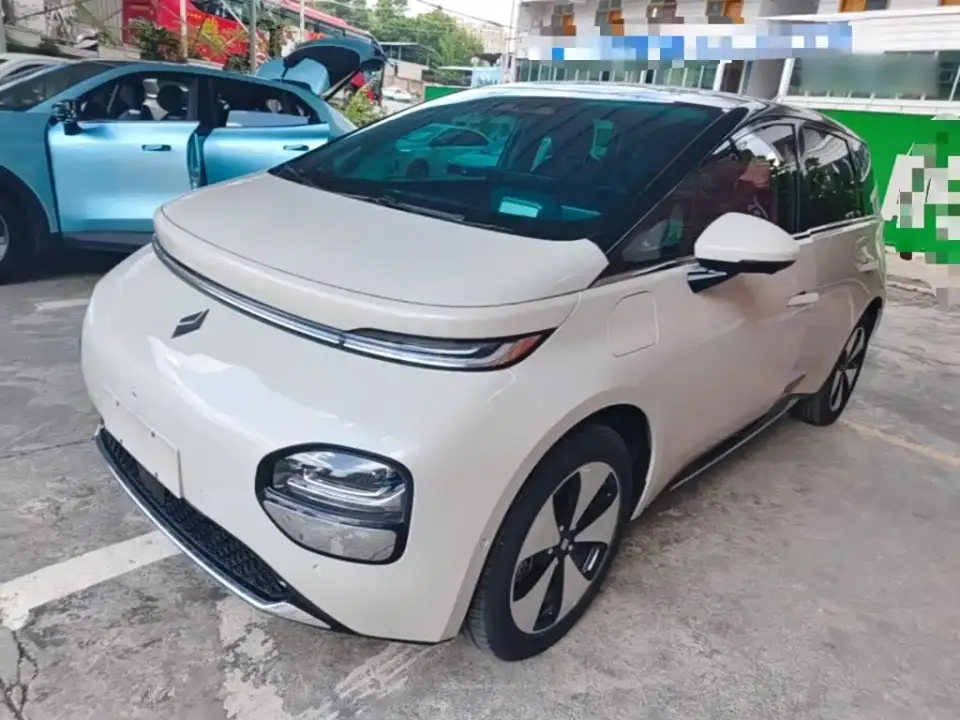 Baojun Cloud 460 Max Intuitive Edition 2024