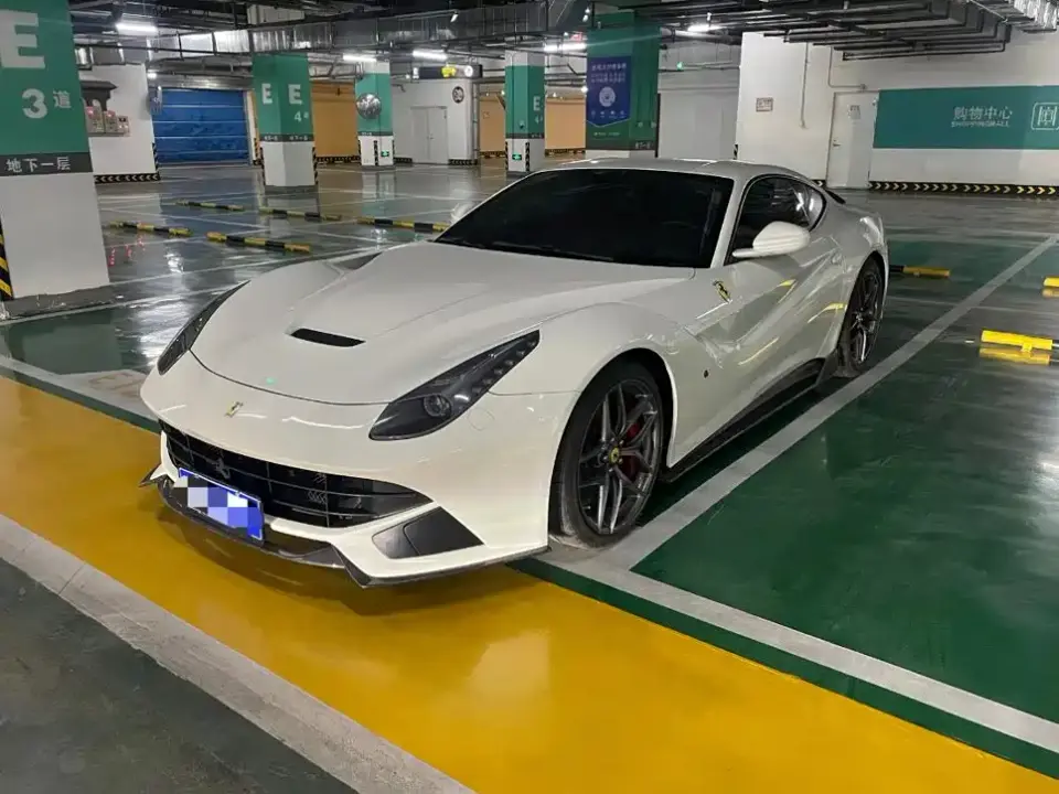Ferrari F12berlinetta 6.3L Standard 2019