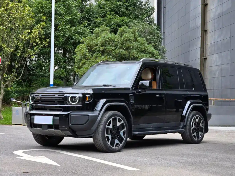 iCar V27 200KM AWD Falcon 500 2026