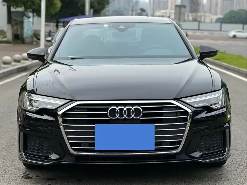 Audi A6L 40 TFSI Luxury Dynamic 2021