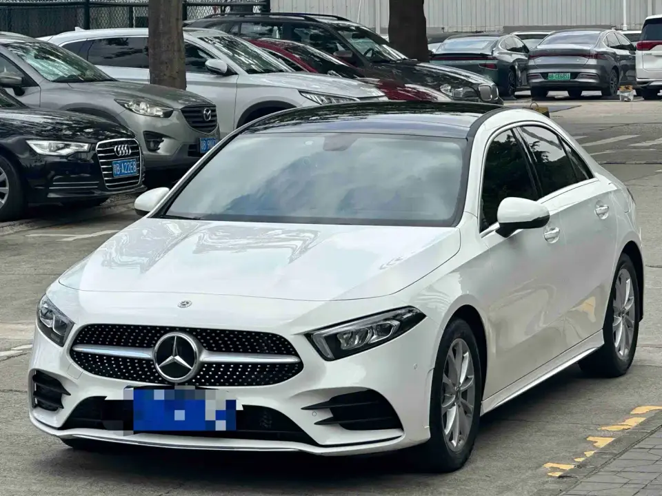 Mercedes-Benz A-Class Facelift A 200 L Sport Sedan Fashion Style 2022