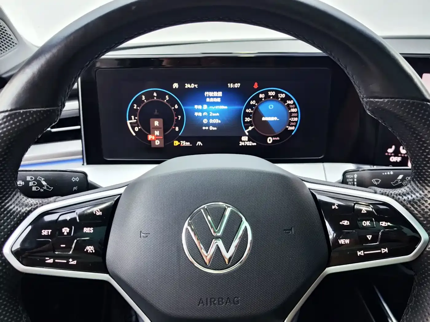 Volkswagen Lamando Lamando L 280TSI DSG Cool Edition 2022 — фото 18