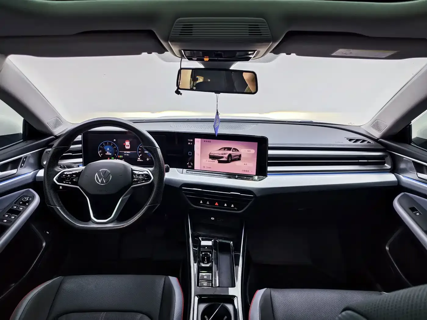 Volkswagen Lamando Lamando L 280TSI DSG Cool Edition 2022 — фото 12