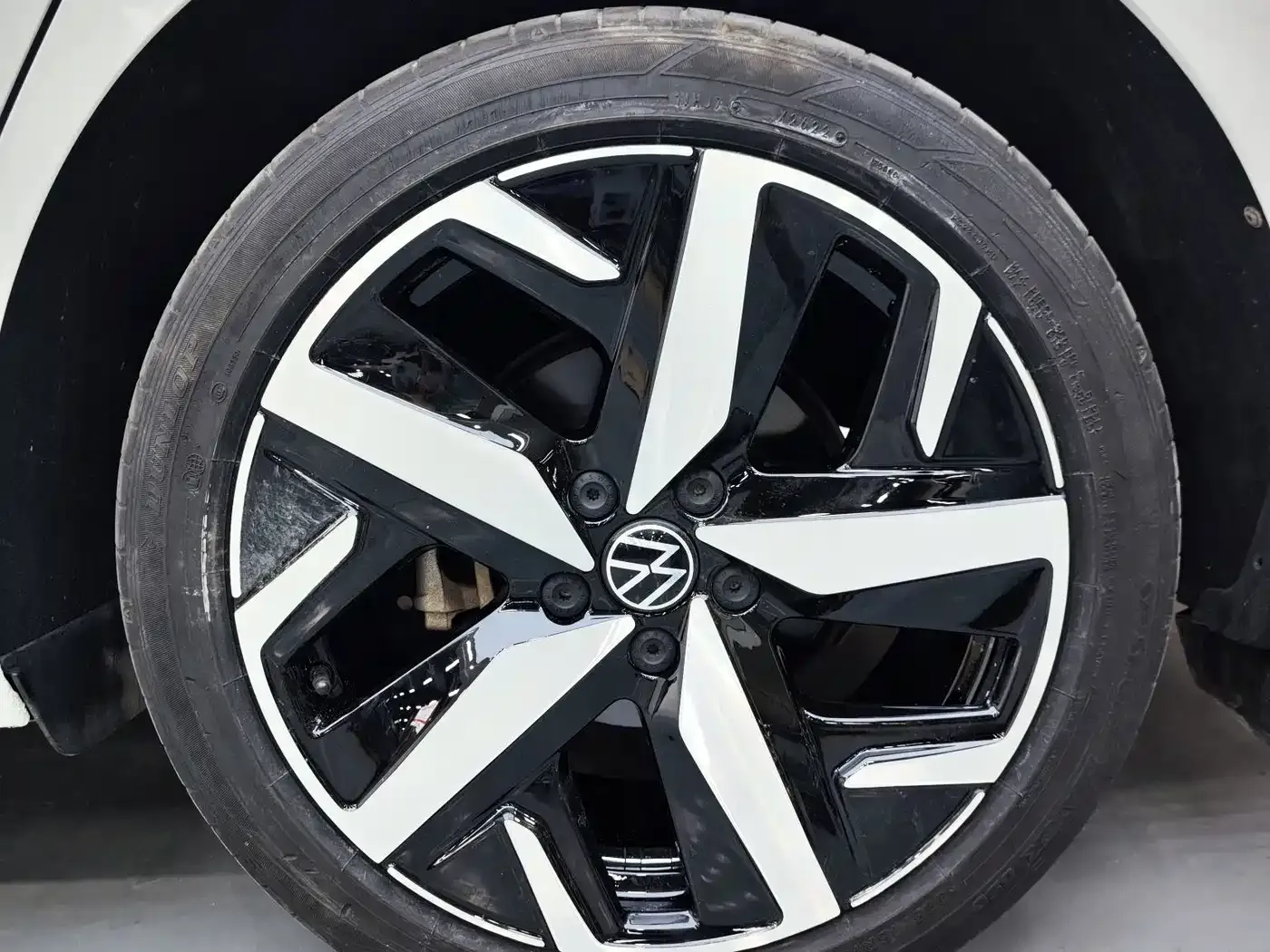 Volkswagen Lamando Lamando L 280TSI DSG Cool Edition 2022 — фото 14