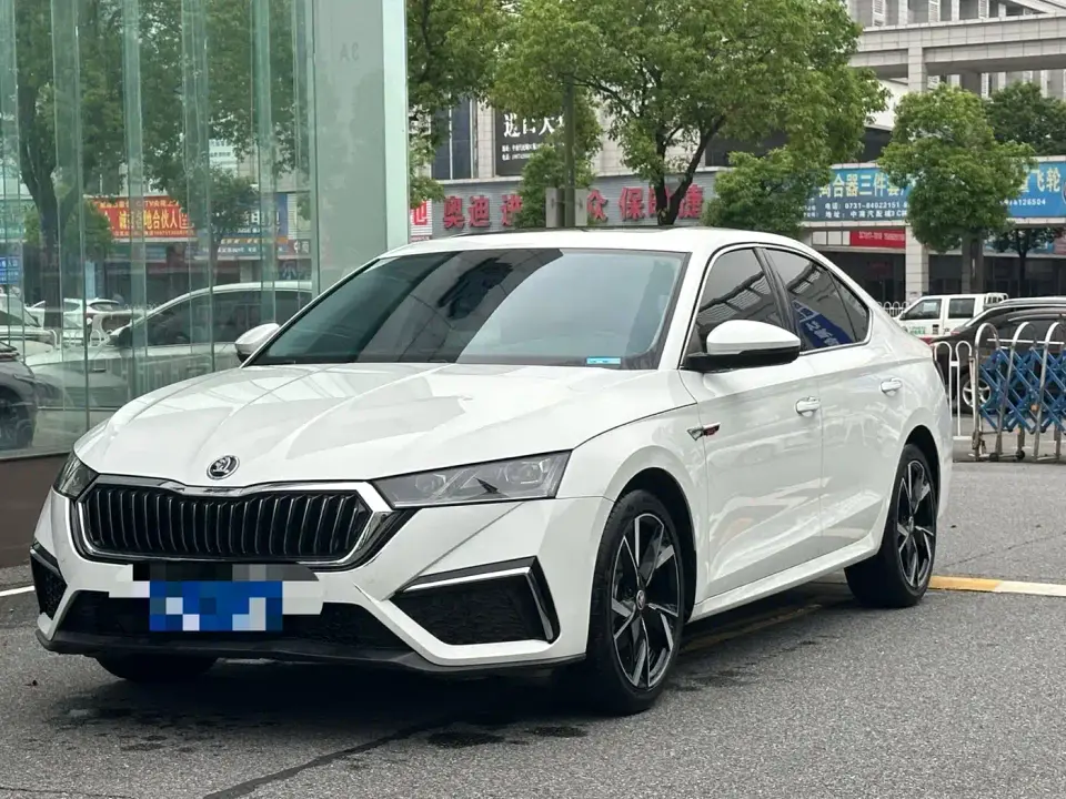 Skoda Octavia Facelift PRO TSI280 Premium Edition 2024