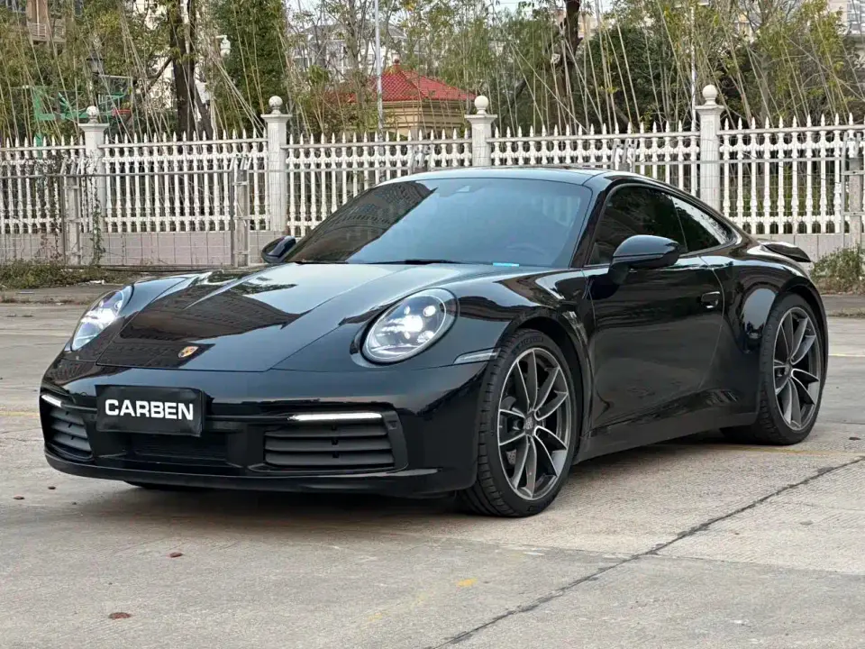 Porsche 911 Carrera 3.0T 2024