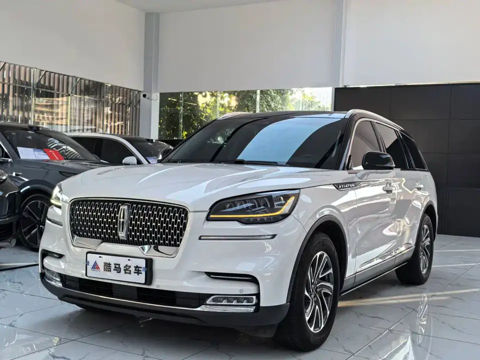 Lincoln Aviator 3.0T V6 4WD Premium Edition 2023