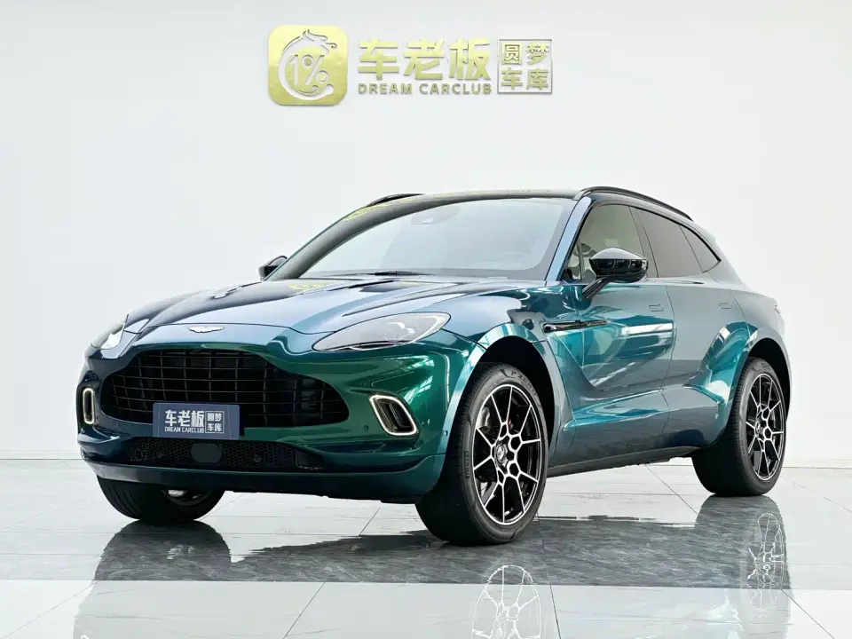 Aston Martin DBX 4.0T V8 2022