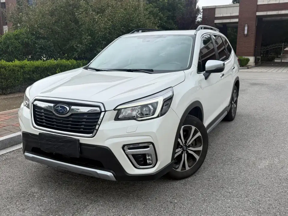 Subaru Forester 2.0i Flagship Edition with EyeSight 2021