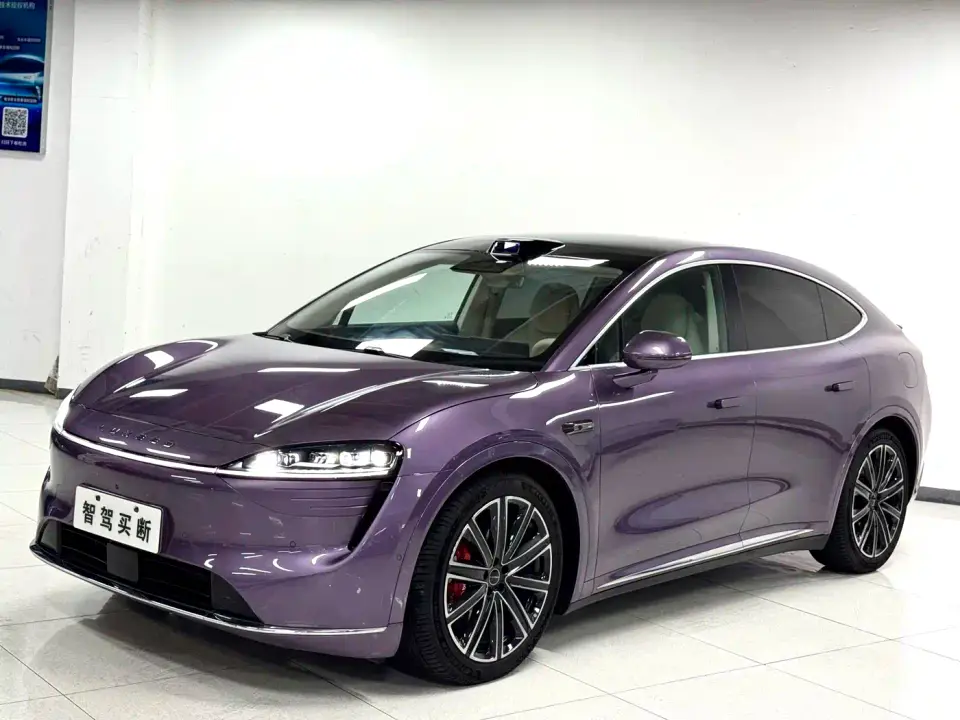 Zhijie Luxeed R7 Extended Range 331km Ultra 2025