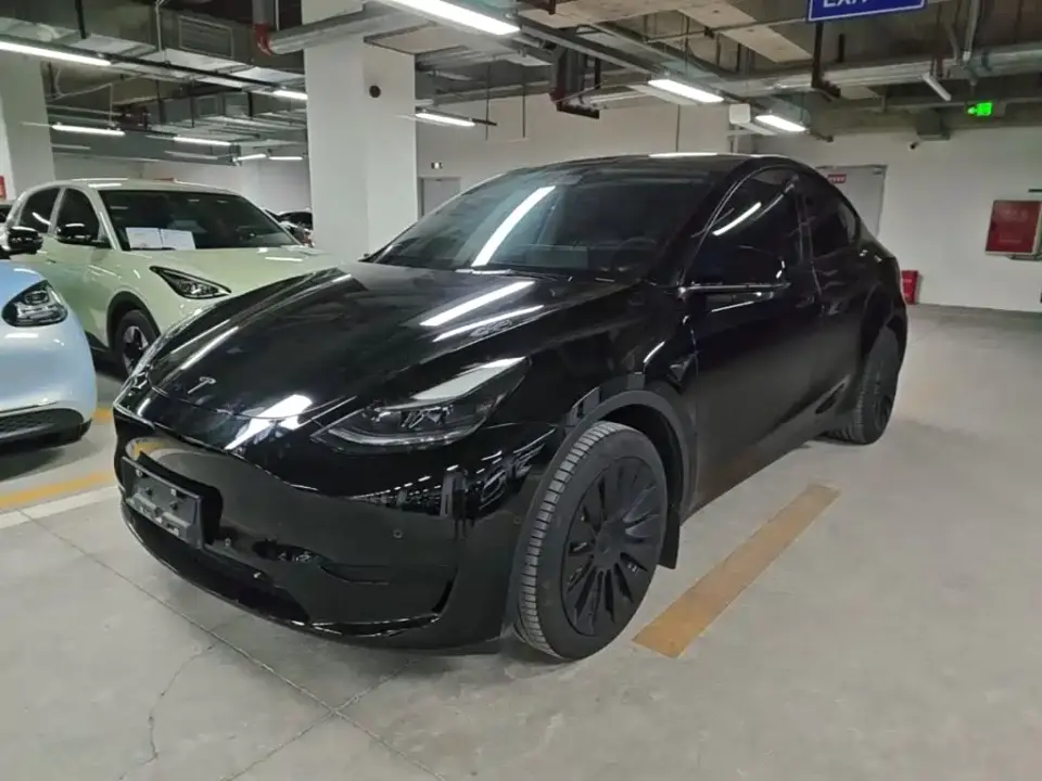 Tesla Model Y Facelift Rear-Wheel Drive Version 2023