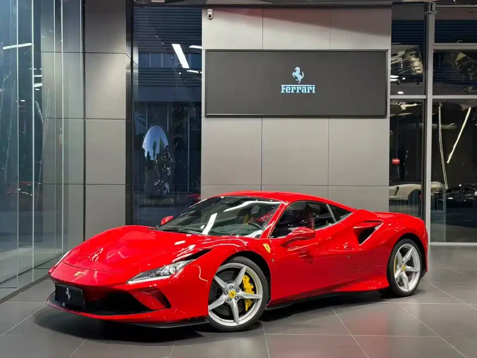 Ferrari F8 Tributo 3.9T V8 2022