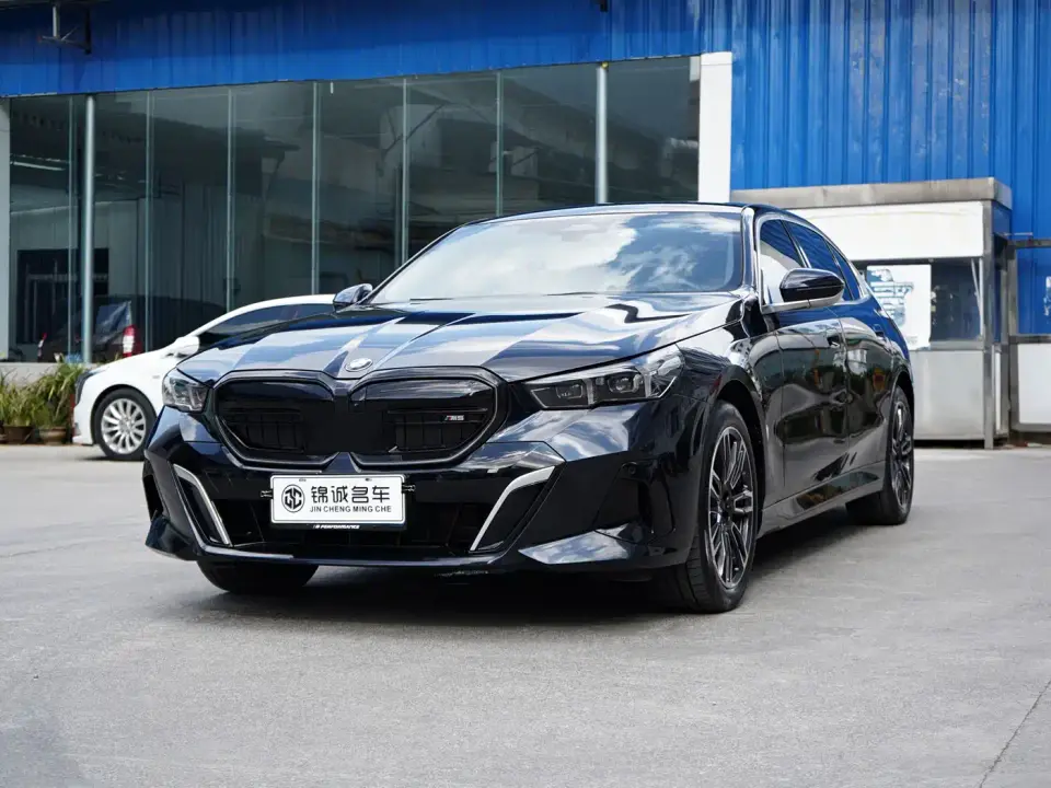 BMW 5 Series 525Li M Sport Package 2024