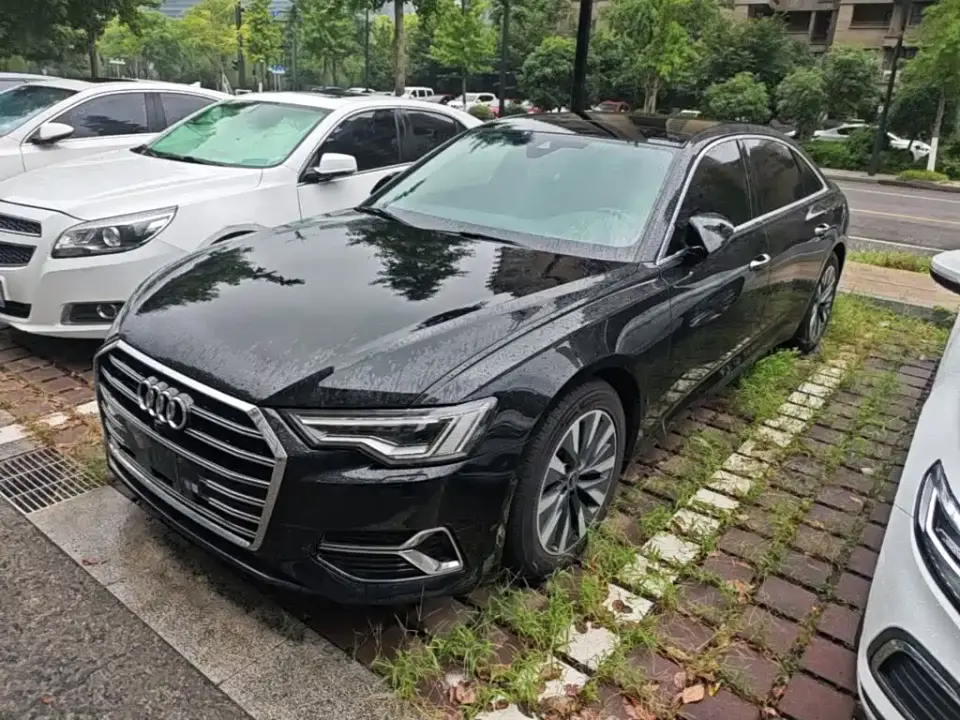 Audi A6L Facelift 45 TFSI Premium Elegance 2023