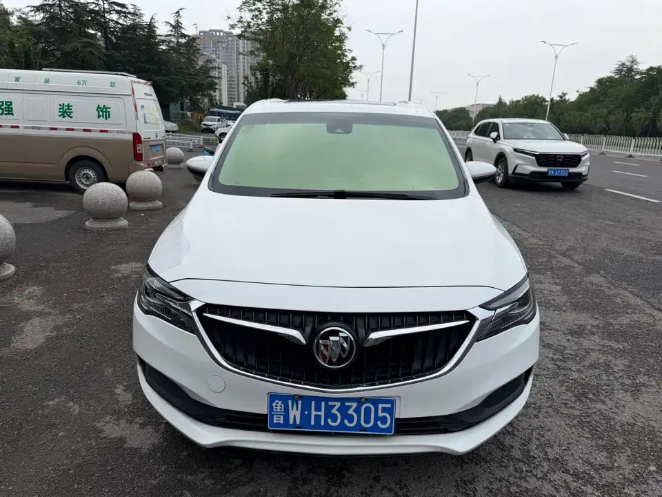 Buick GL6 18T 6-seat Connected Luxury China VI 2019