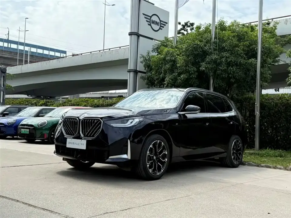 BMW X3 xDrive30L Leading M Sport Package 2025