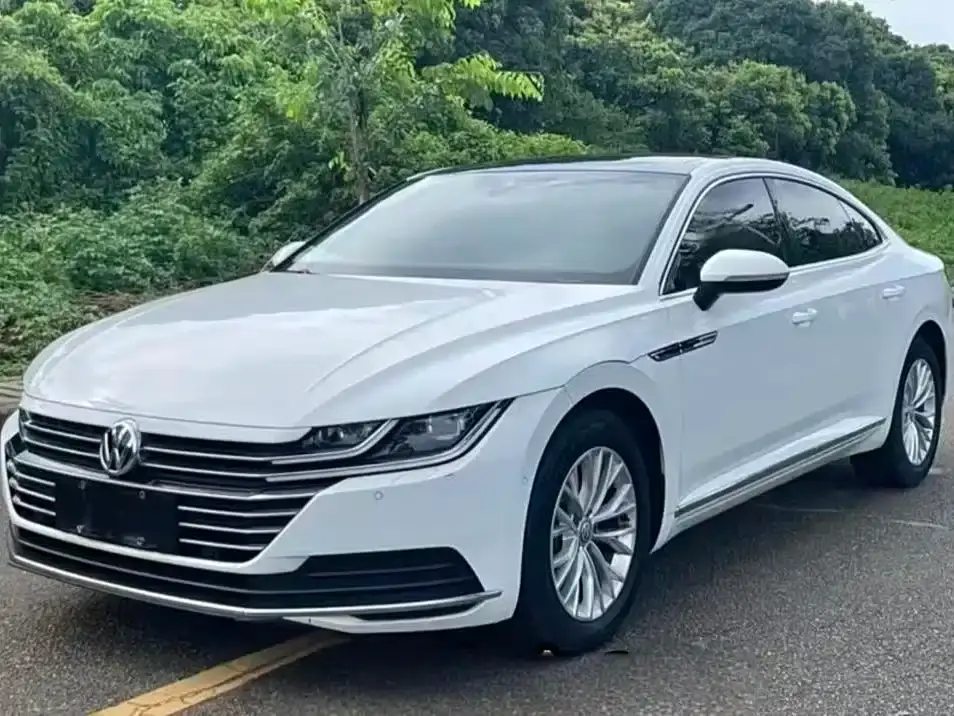 Volkswagen FAW-Volkswagen CC 330TSI Charming Appearance (China V) 2019