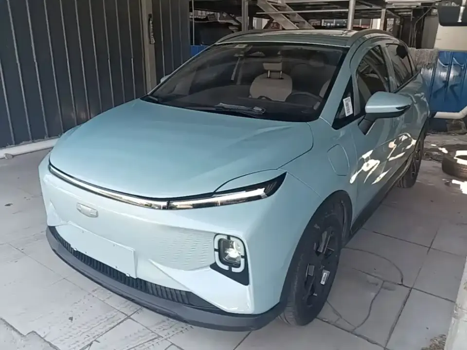 Geely Geometry E Firefly Model 401km Fluorescent 2024