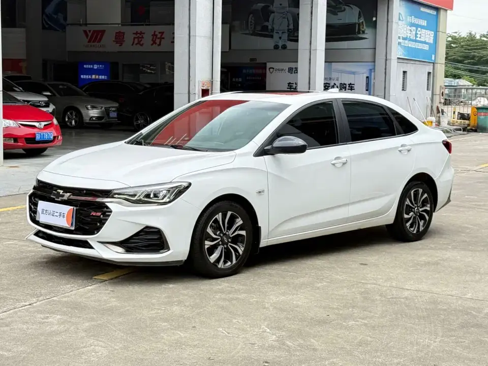 Chevrolet Monza RS 330T Auto Smooth Edition China VI 2019
