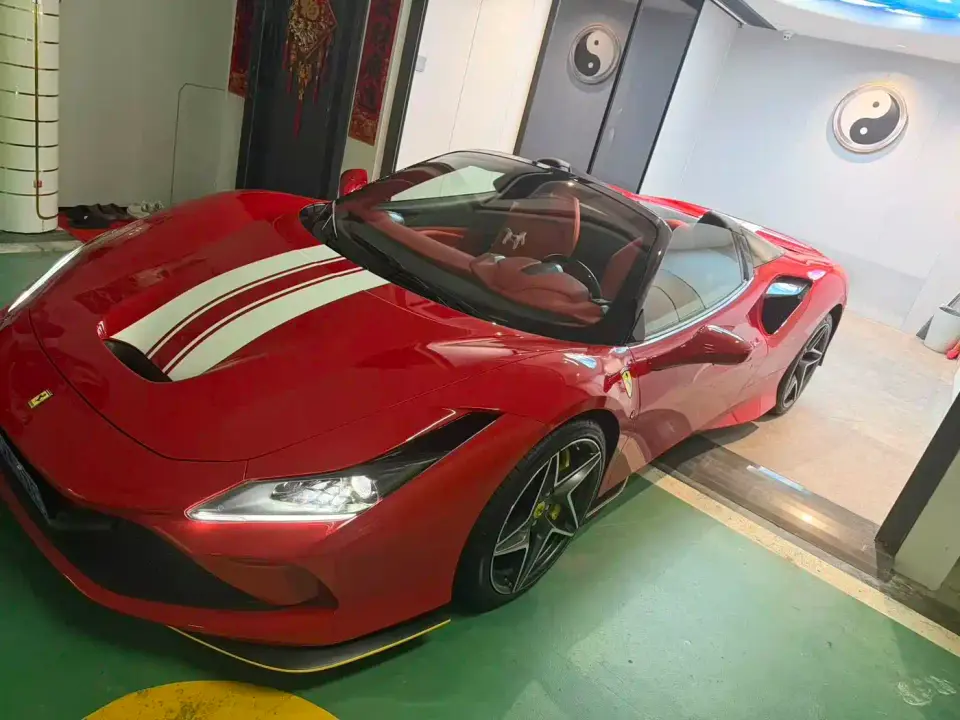 Ferrari F8 Spider 3.9T V8 2023