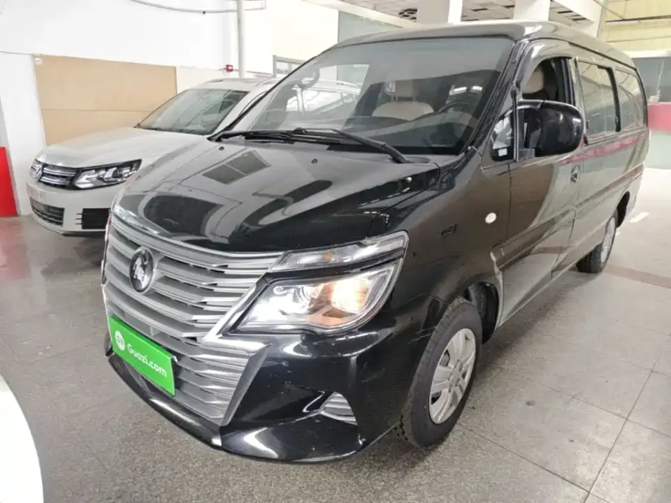 Dongfeng Fengxing Lingzhi M5L 1.6L Basic 7-seater 2024