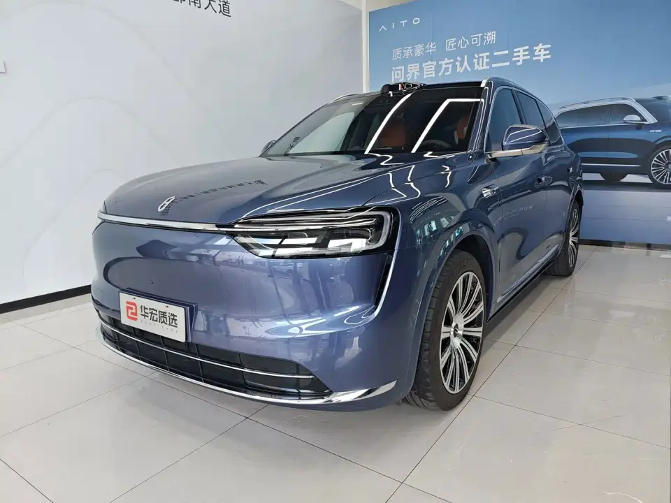AITO Wenjie AITO M7 Extended Range Base Model 6-Seater 2025