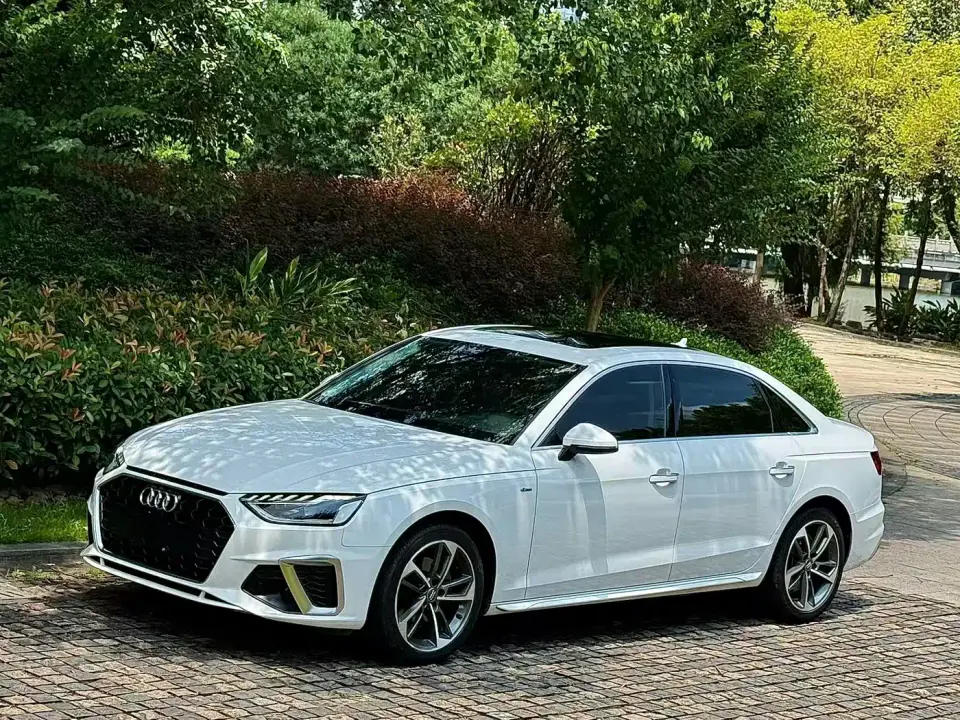Audi A4L 40 TFSI Fashion Dynamic Edition 2021