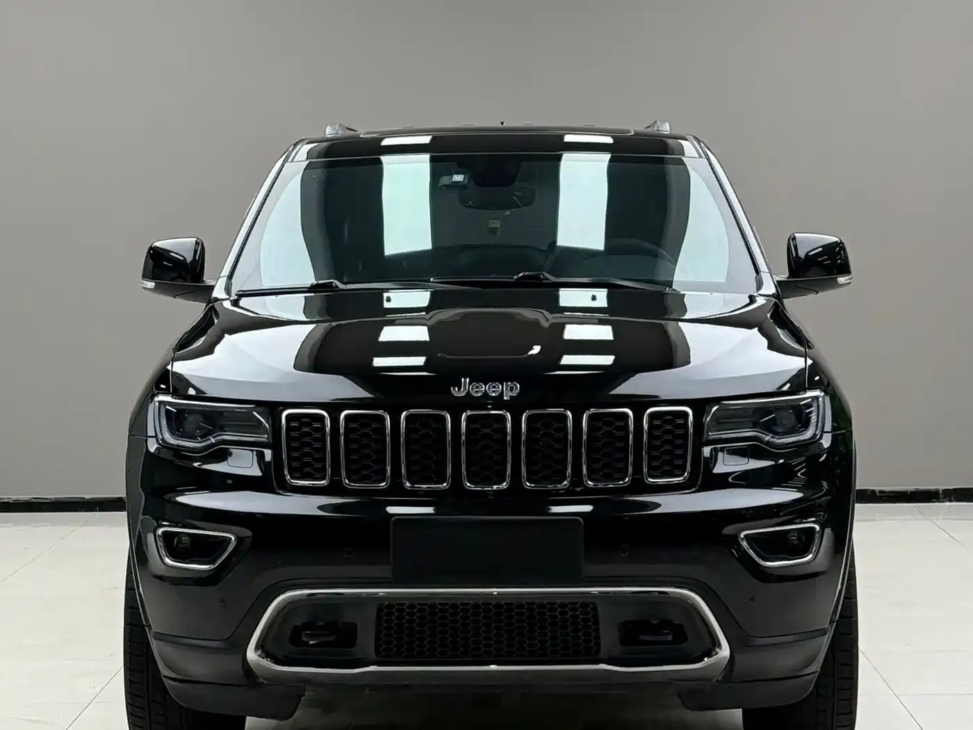 Jeep Grand Cherokee (Import) 3.0L Professional Navigation Edition 2020 — фото 3
