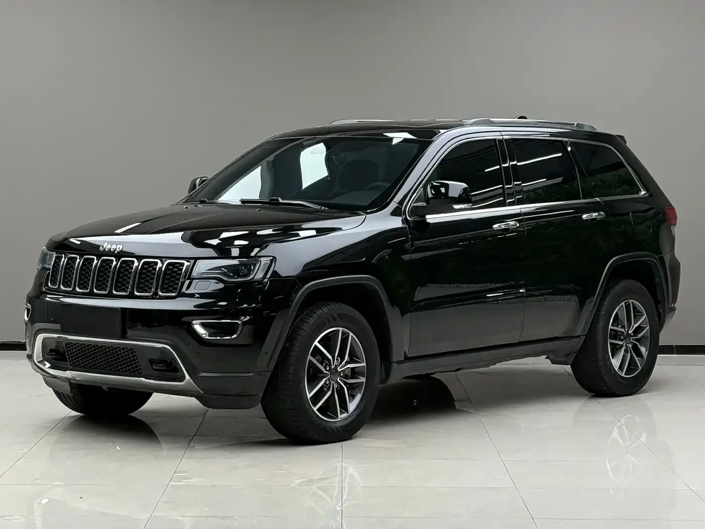 Jeep Grand Cherokee (Import) 3.0L Professional Navigation Edition 2020
