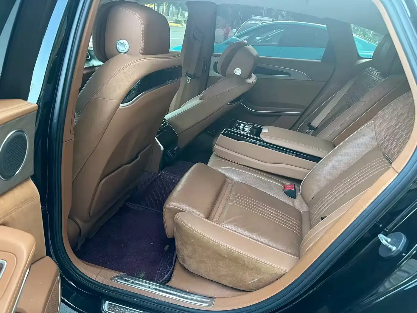 Hongqi H9 2.0T Smart Connectivity Flagship Edition 2022 — фото 5