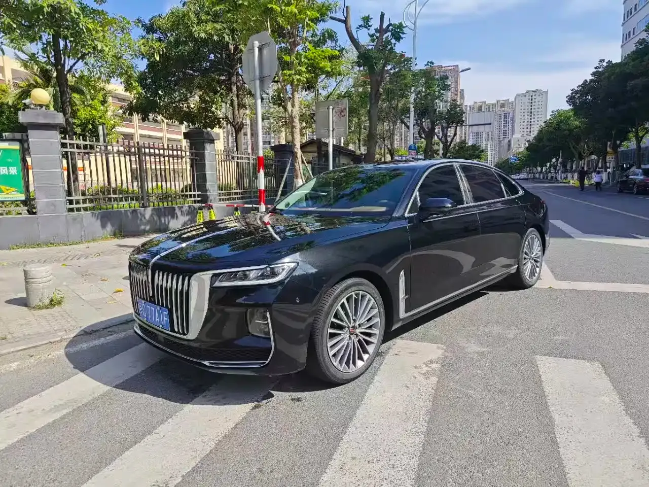 Hongqi H9 2.0T Smart Connectivity Flagship Edition 2022