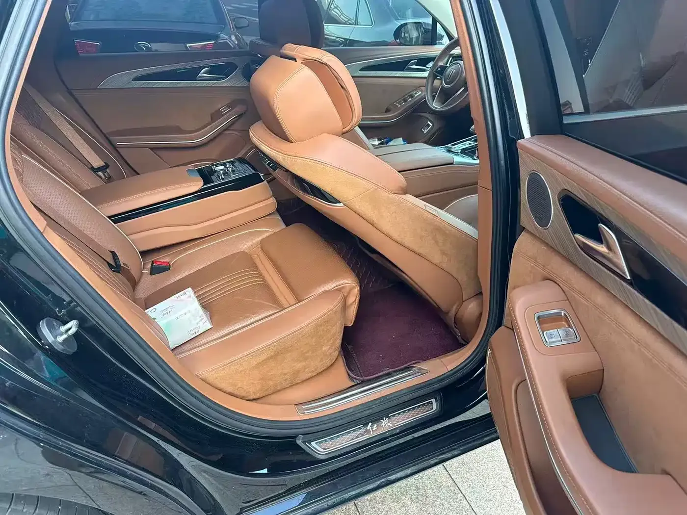 Hongqi H9 2.0T Smart Connectivity Flagship Edition 2022 — фото 7