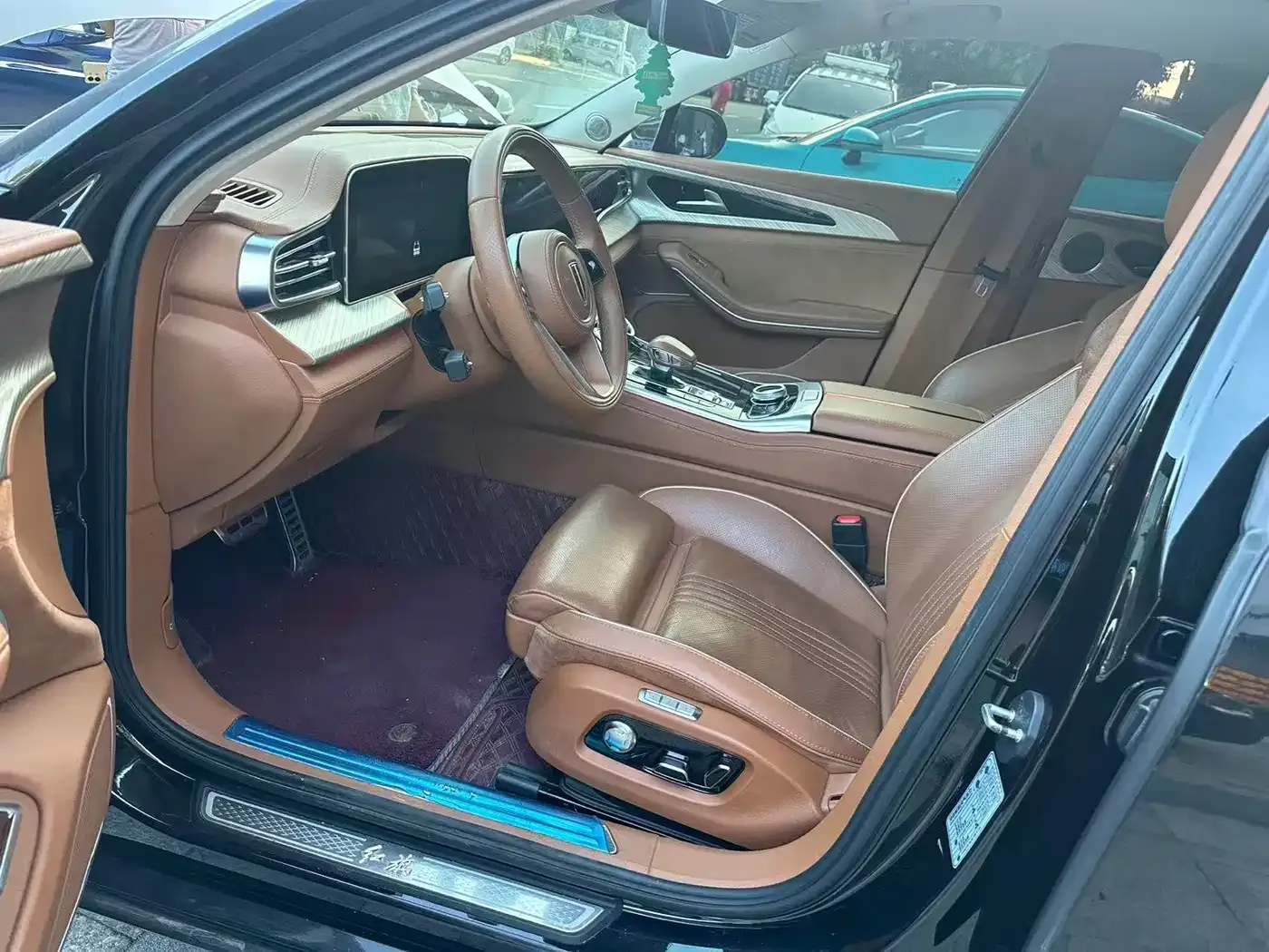 Hongqi H9 2.0T Smart Connectivity Flagship Edition 2022 — фото 3