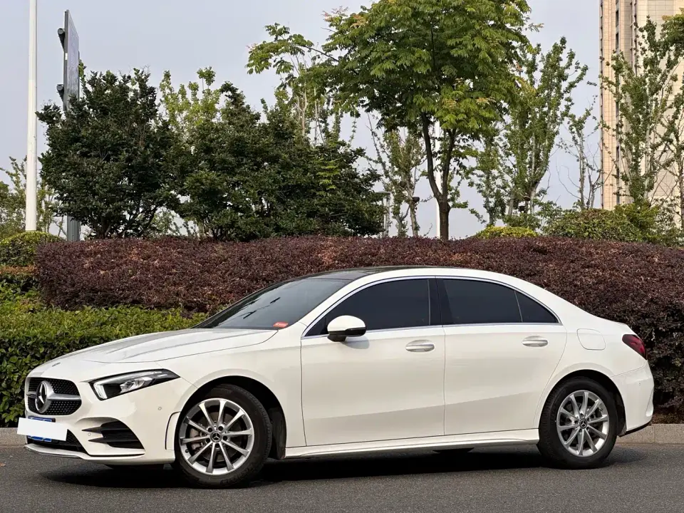 Mercedes-Benz A-Class Facelift A 200 L Sport Sedan Fashion Style 2022